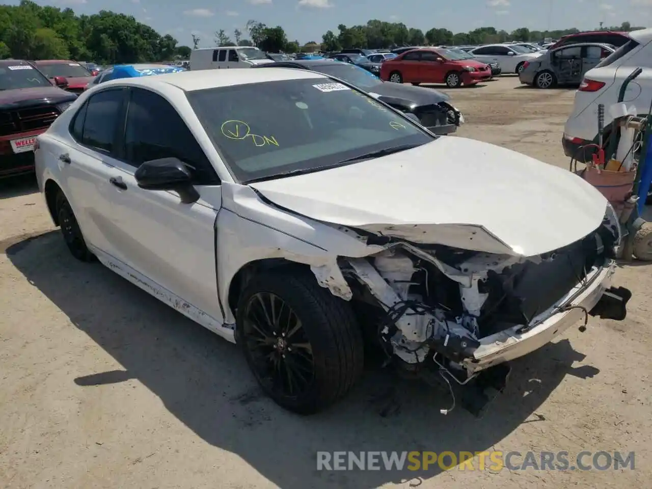 1 Photograph of a damaged car 4T1B11HK5KU249838 TOYOTA CAMRY 2019