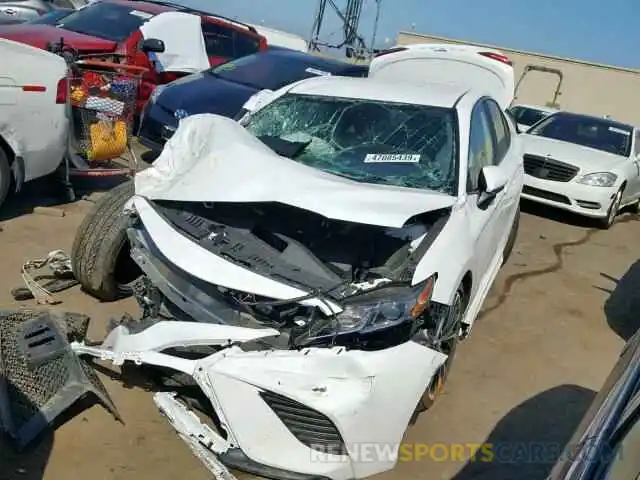 2 Photograph of a damaged car 4T1B11HK5KU250200 TOYOTA CAMRY 2019