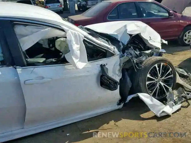 9 Photograph of a damaged car 4T1B11HK5KU250200 TOYOTA CAMRY 2019