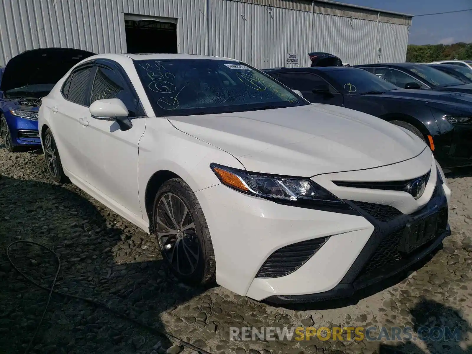 1 Photograph of a damaged car 4T1B11HK5KU251573 TOYOTA CAMRY 2019