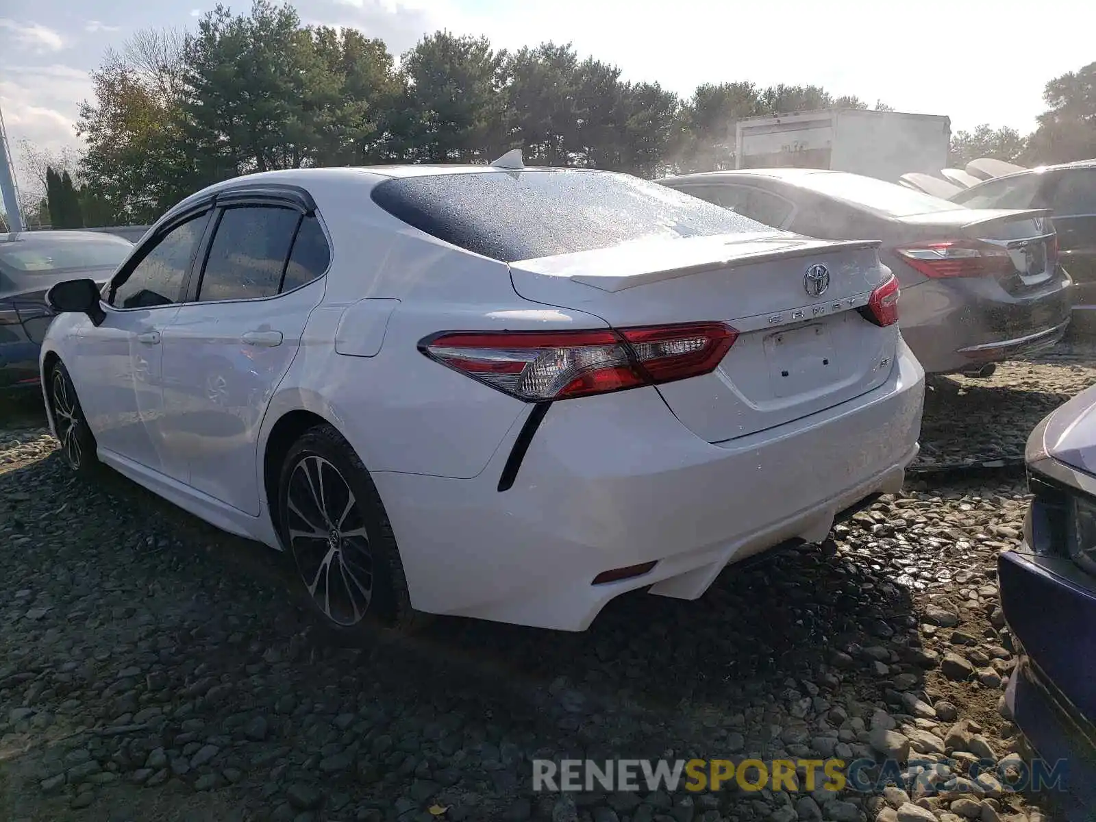 3 Photograph of a damaged car 4T1B11HK5KU251573 TOYOTA CAMRY 2019