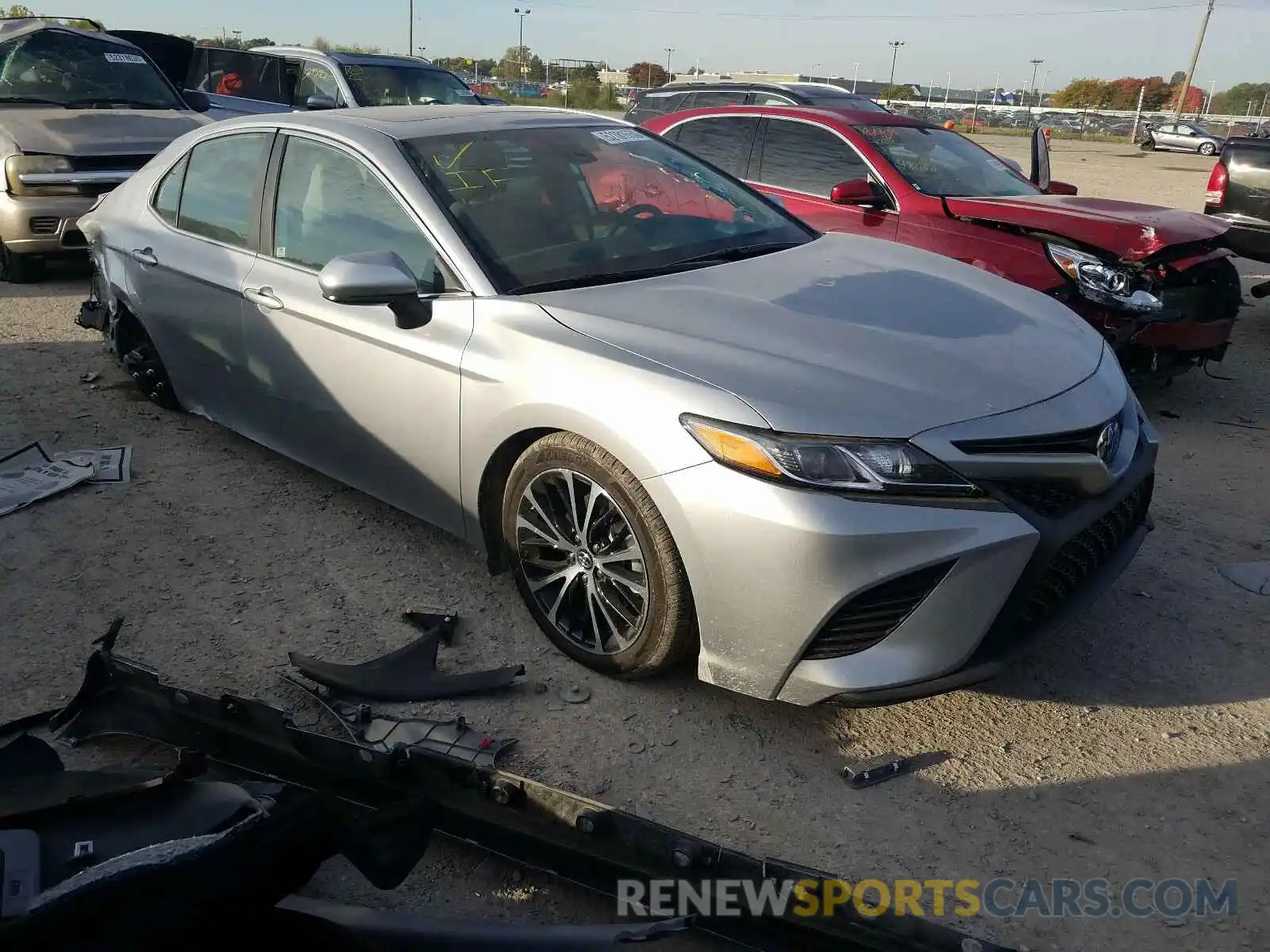 1 Photograph of a damaged car 4T1B11HK5KU252030 TOYOTA CAMRY 2019