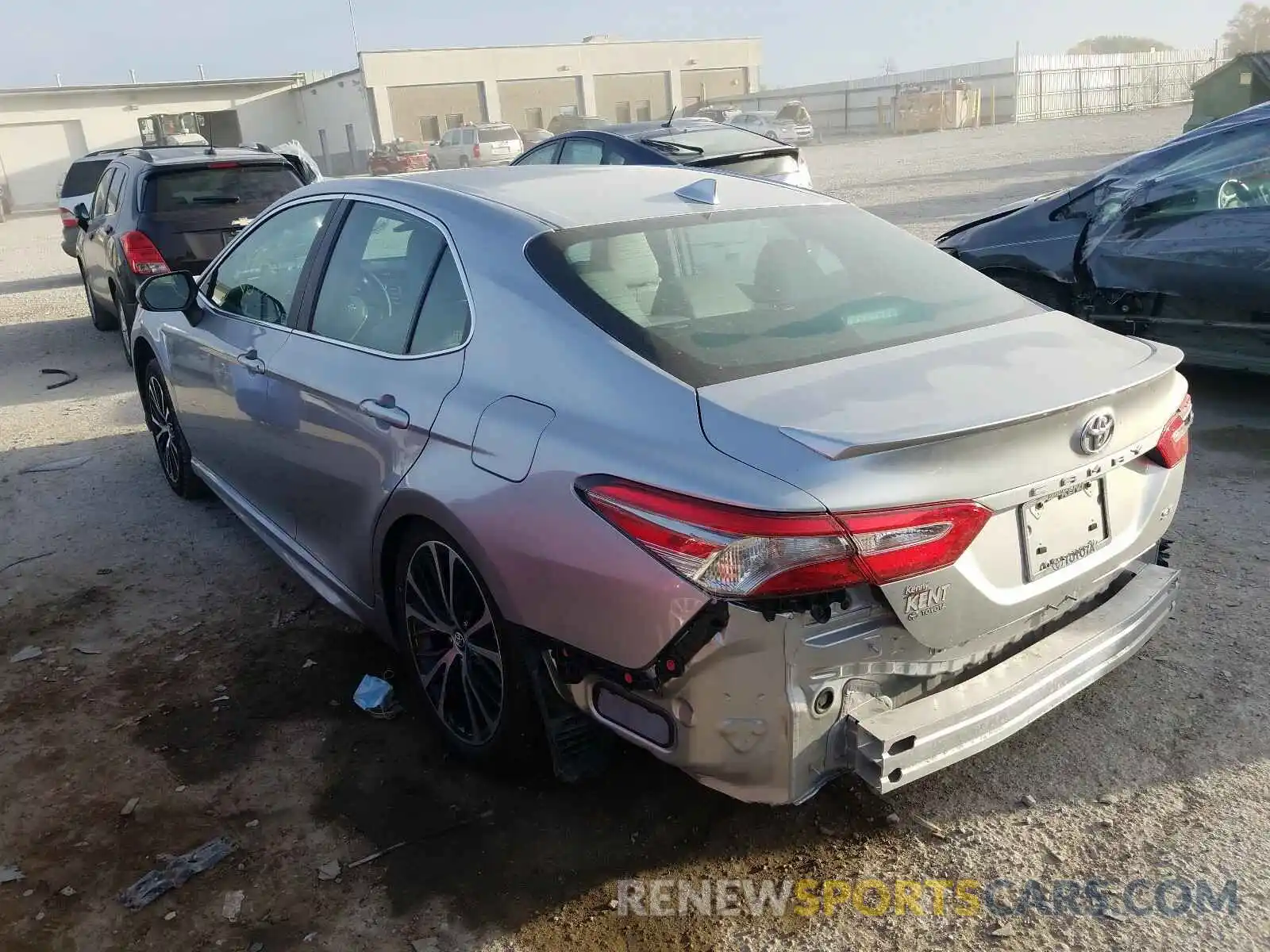 3 Photograph of a damaged car 4T1B11HK5KU252030 TOYOTA CAMRY 2019