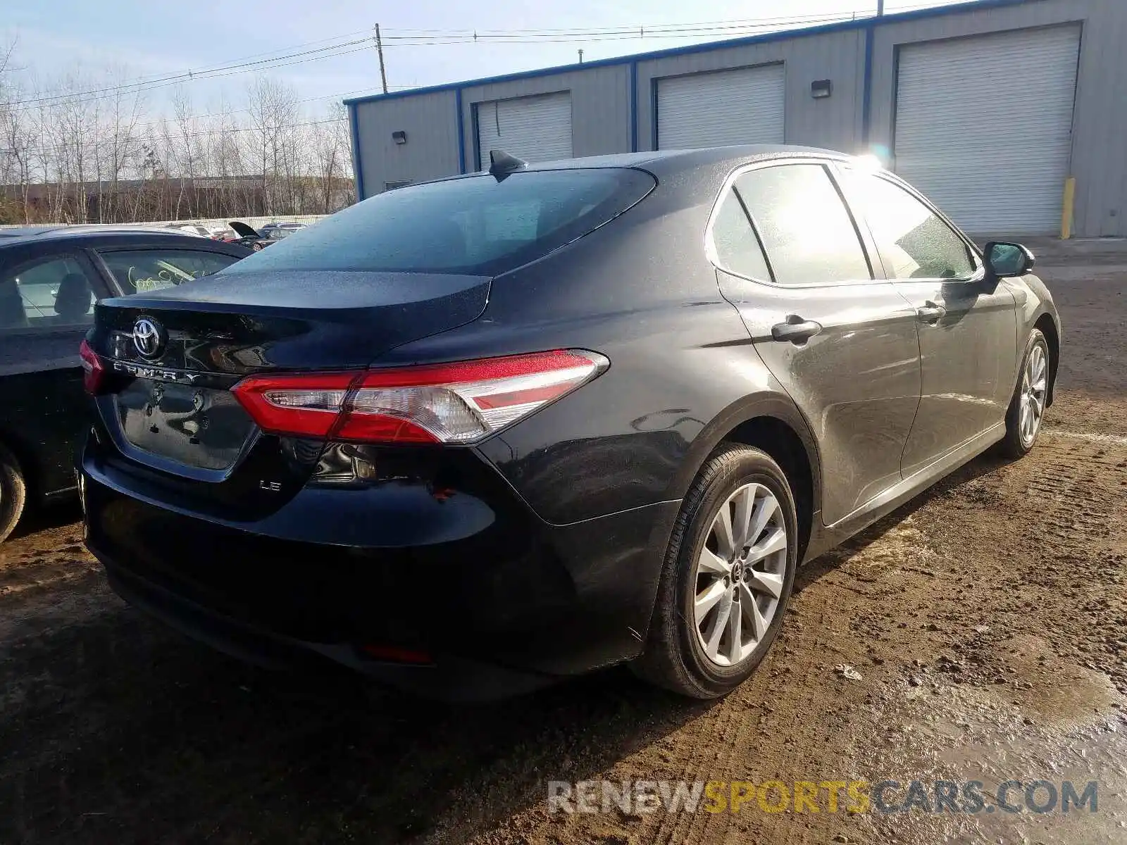 4 Фотография поврежденного автомобиля 4T1B11HK5KU254957 TOYOTA CAMRY 2019