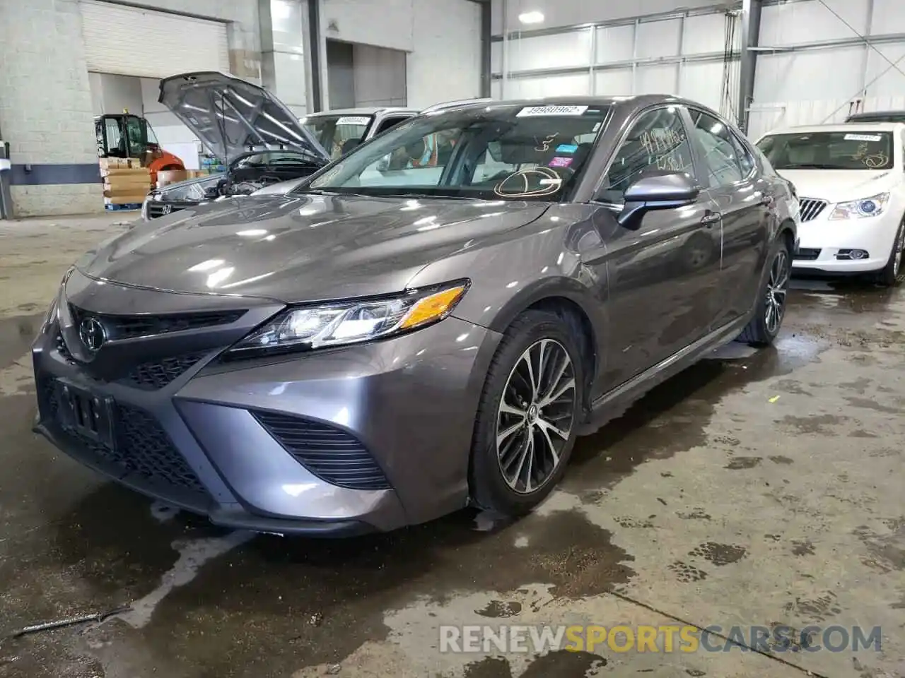 2 Photograph of a damaged car 4T1B11HK5KU255011 TOYOTA CAMRY 2019