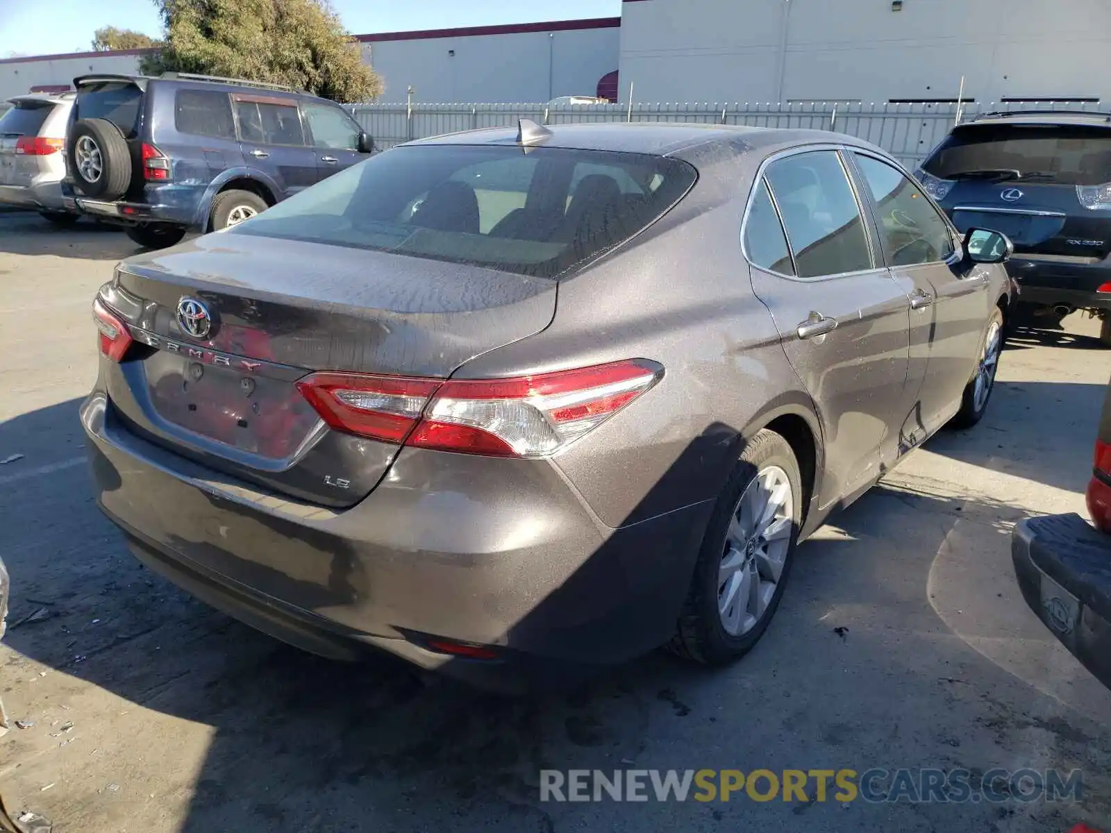 4 Photograph of a damaged car 4T1B11HK5KU255316 TOYOTA CAMRY 2019