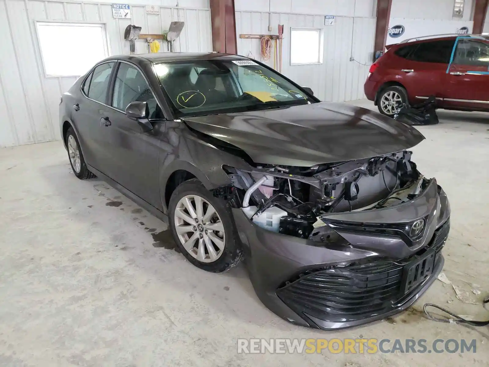 1 Photograph of a damaged car 4T1B11HK5KU255512 TOYOTA CAMRY 2019