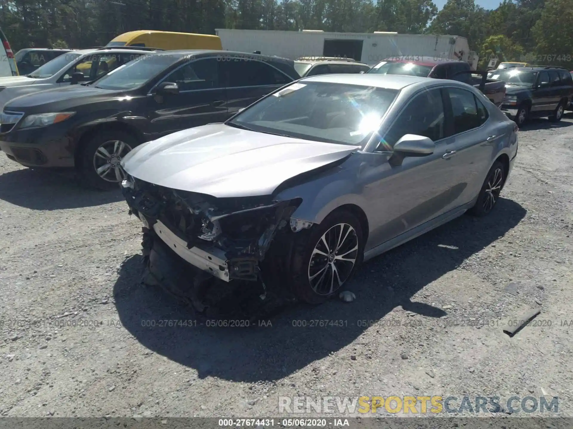 2 Photograph of a damaged car 4T1B11HK5KU256658 TOYOTA CAMRY 2019