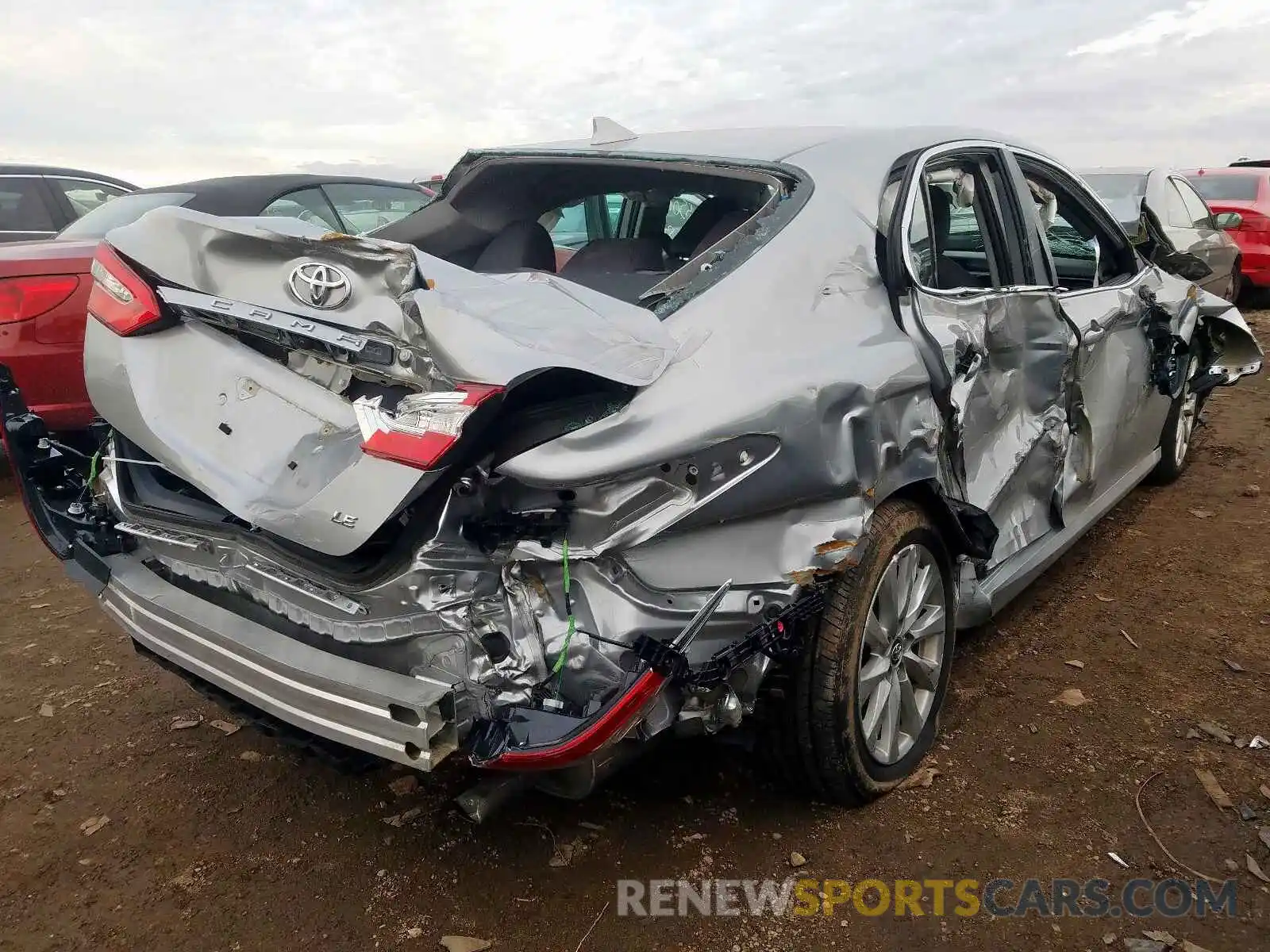 4 Photograph of a damaged car 4T1B11HK5KU257275 TOYOTA CAMRY 2019