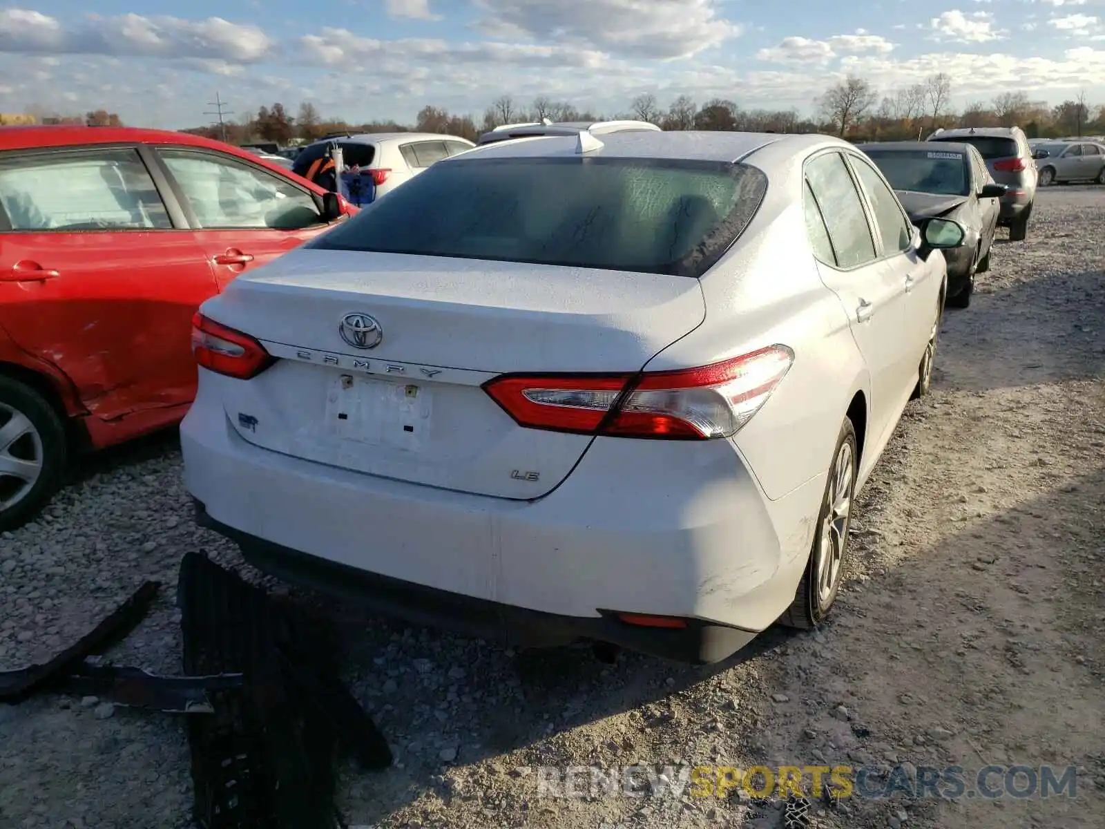 4 Photograph of a damaged car 4T1B11HK5KU258006 TOYOTA CAMRY 2019