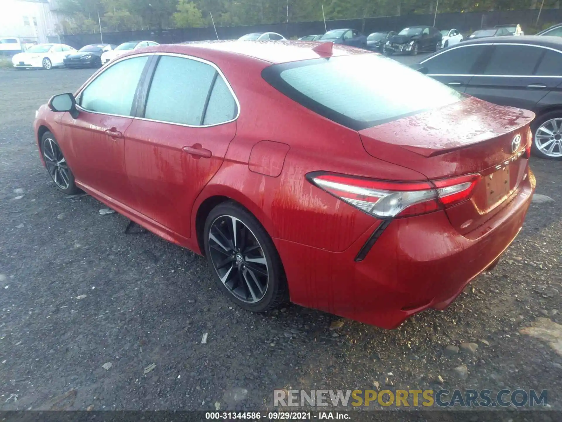 3 Photograph of a damaged car 4T1B11HK5KU259298 TOYOTA CAMRY 2019