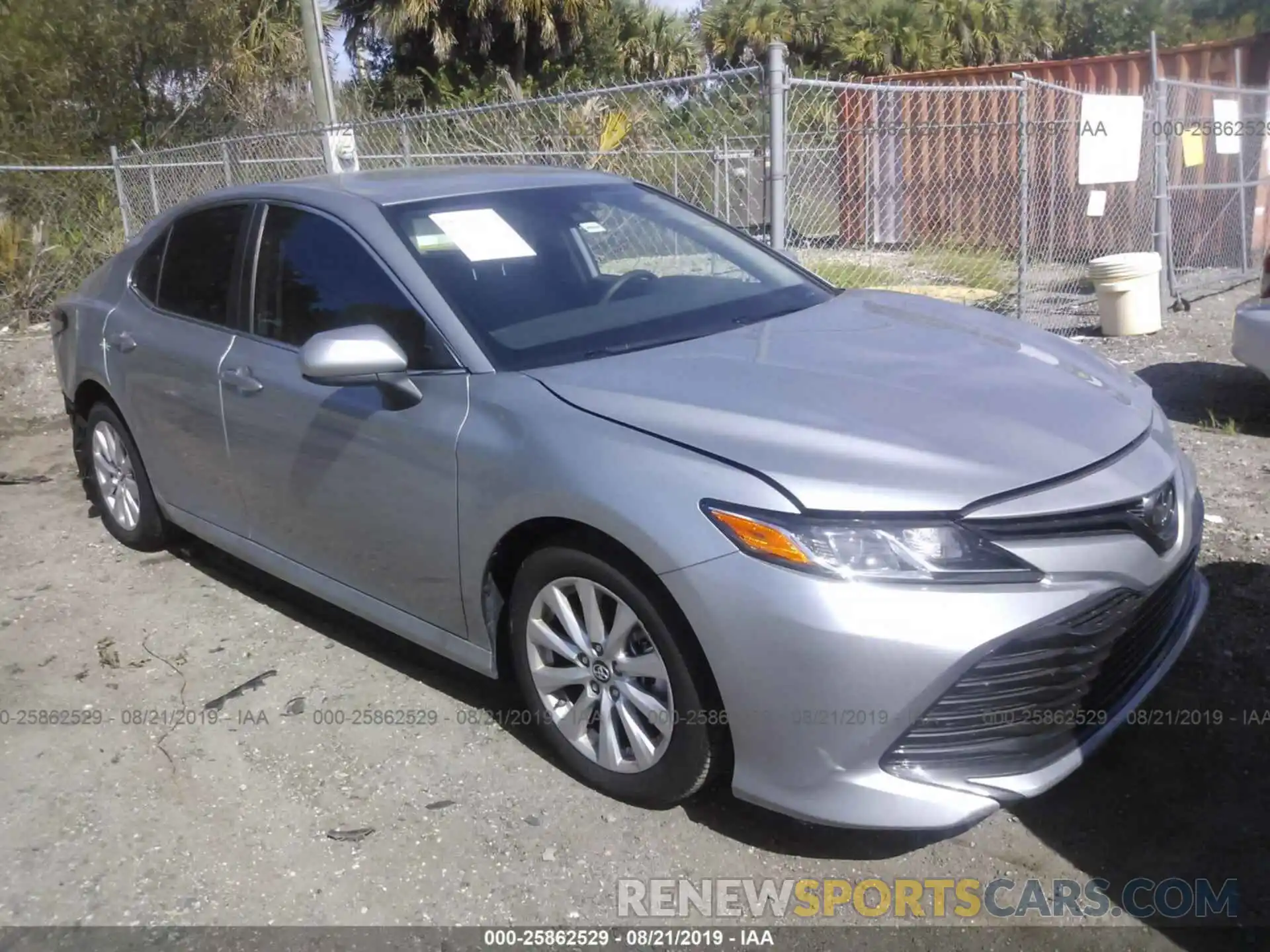 1 Photograph of a damaged car 4T1B11HK5KU260421 TOYOTA CAMRY 2019