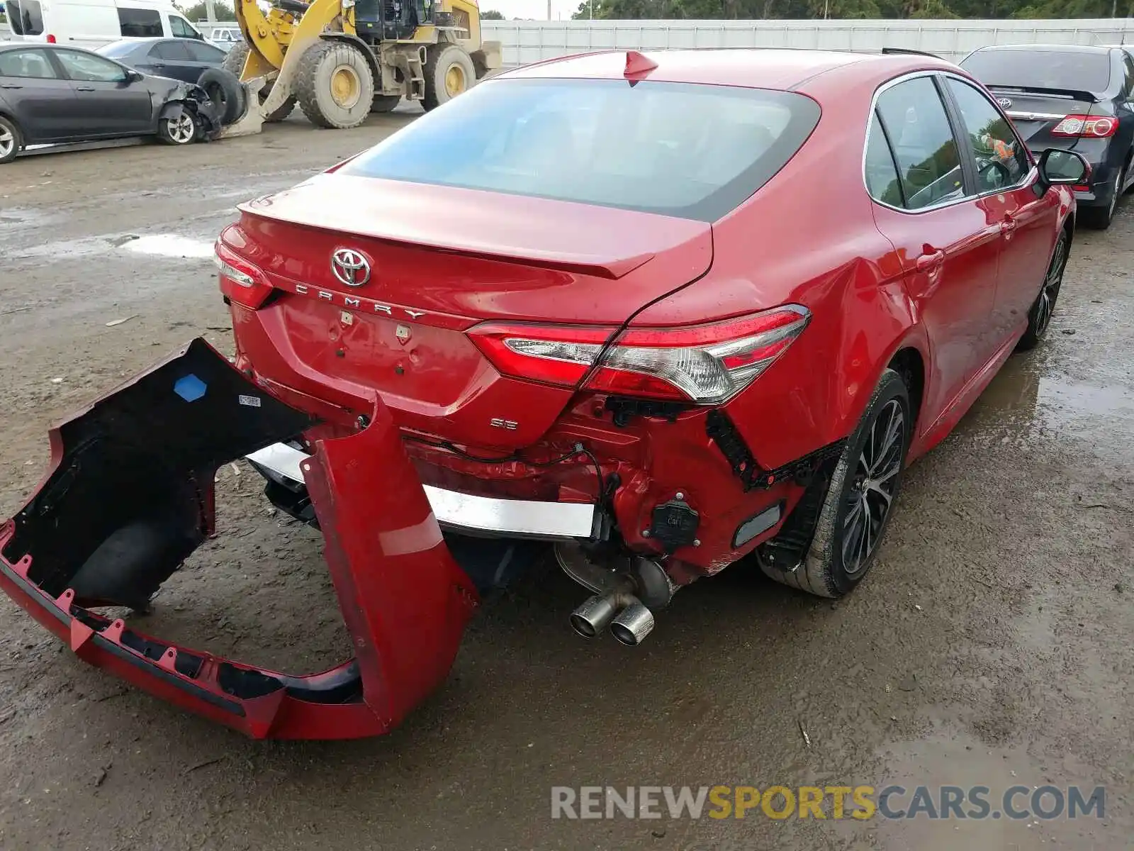 4 Фотография поврежденного автомобиля 4T1B11HK5KU262380 TOYOTA CAMRY 2019