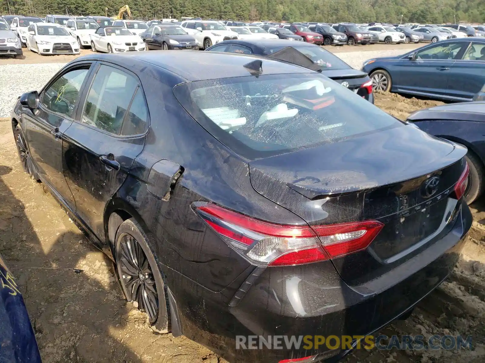 3 Photograph of a damaged car 4T1B11HK5KU263660 TOYOTA CAMRY 2019