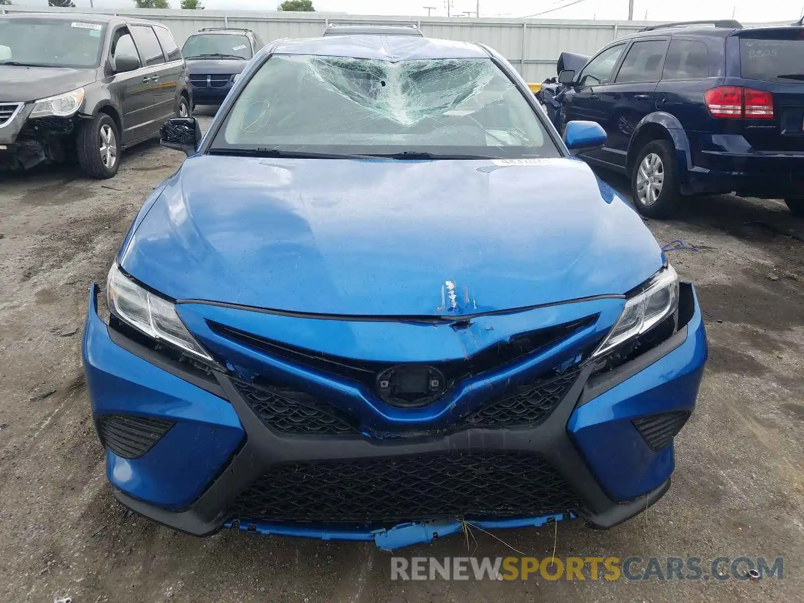 9 Photograph of a damaged car 4T1B11HK5KU266123 TOYOTA CAMRY 2019