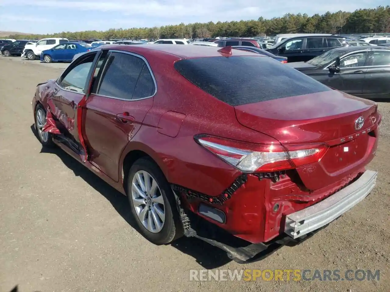 3 Фотография поврежденного автомобиля 4T1B11HK5KU267515 TOYOTA CAMRY 2019