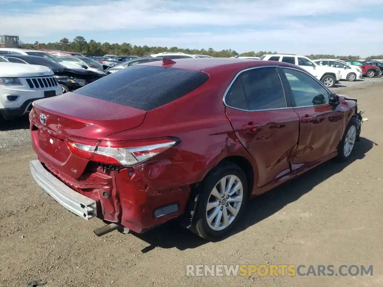 4 Фотография поврежденного автомобиля 4T1B11HK5KU267515 TOYOTA CAMRY 2019