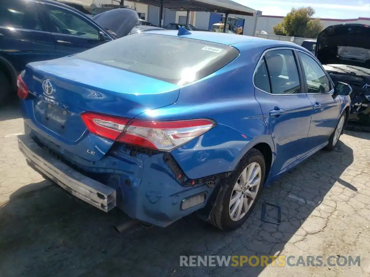 4 Фотография поврежденного автомобиля 4T1B11HK5KU267580 TOYOTA CAMRY 2019