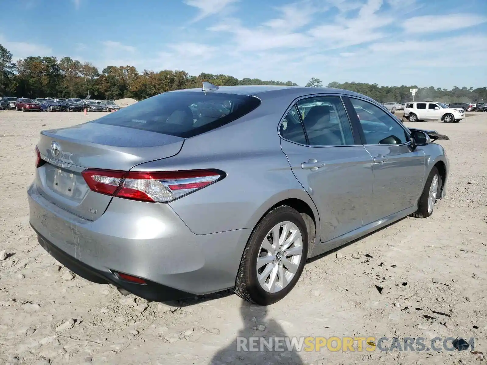 4 Photograph of a damaged car 4T1B11HK5KU267689 TOYOTA CAMRY 2019