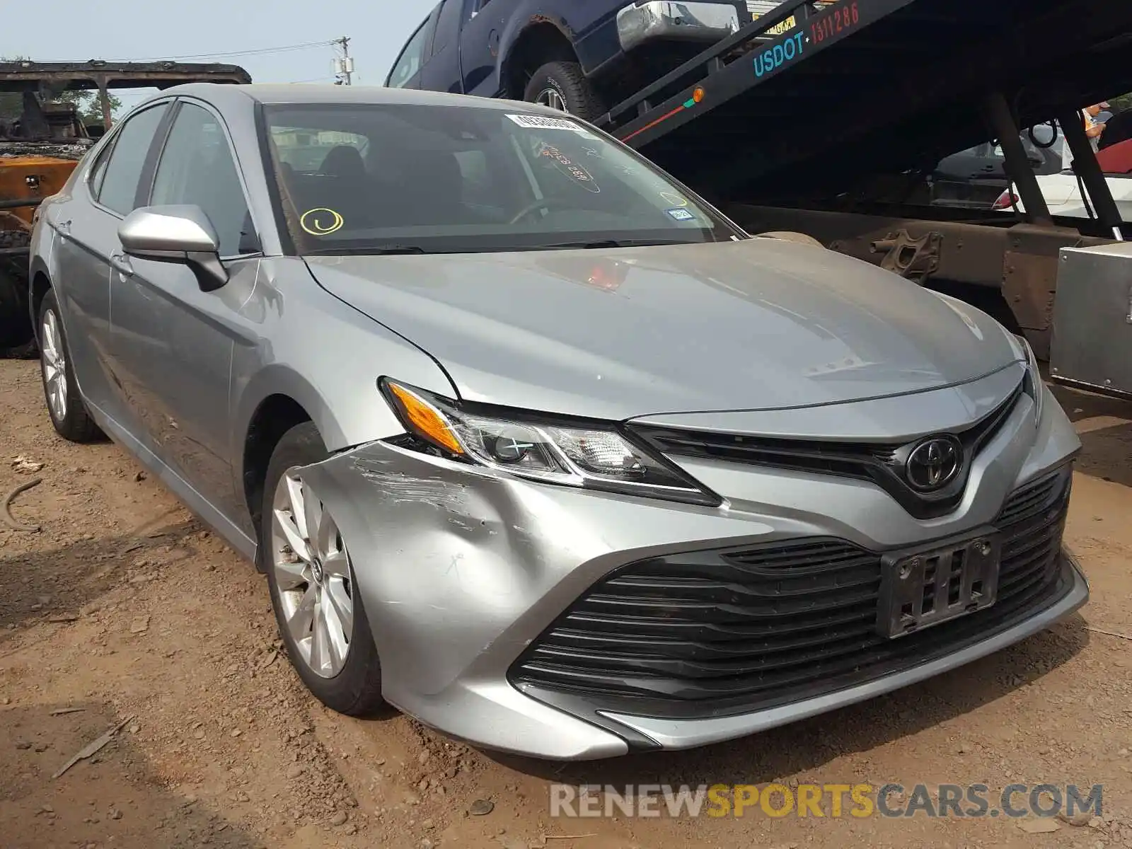 1 Photograph of a damaged car 4T1B11HK5KU268311 TOYOTA CAMRY 2019