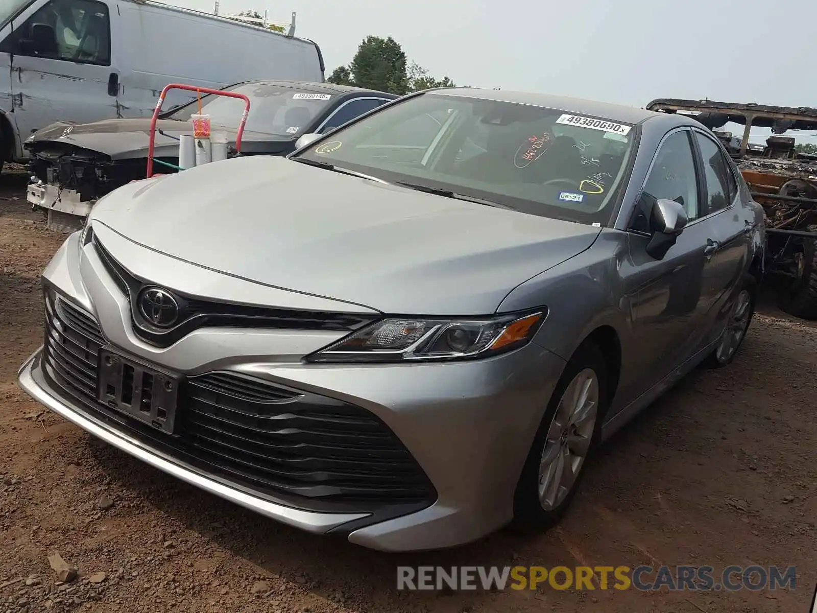 2 Photograph of a damaged car 4T1B11HK5KU268311 TOYOTA CAMRY 2019