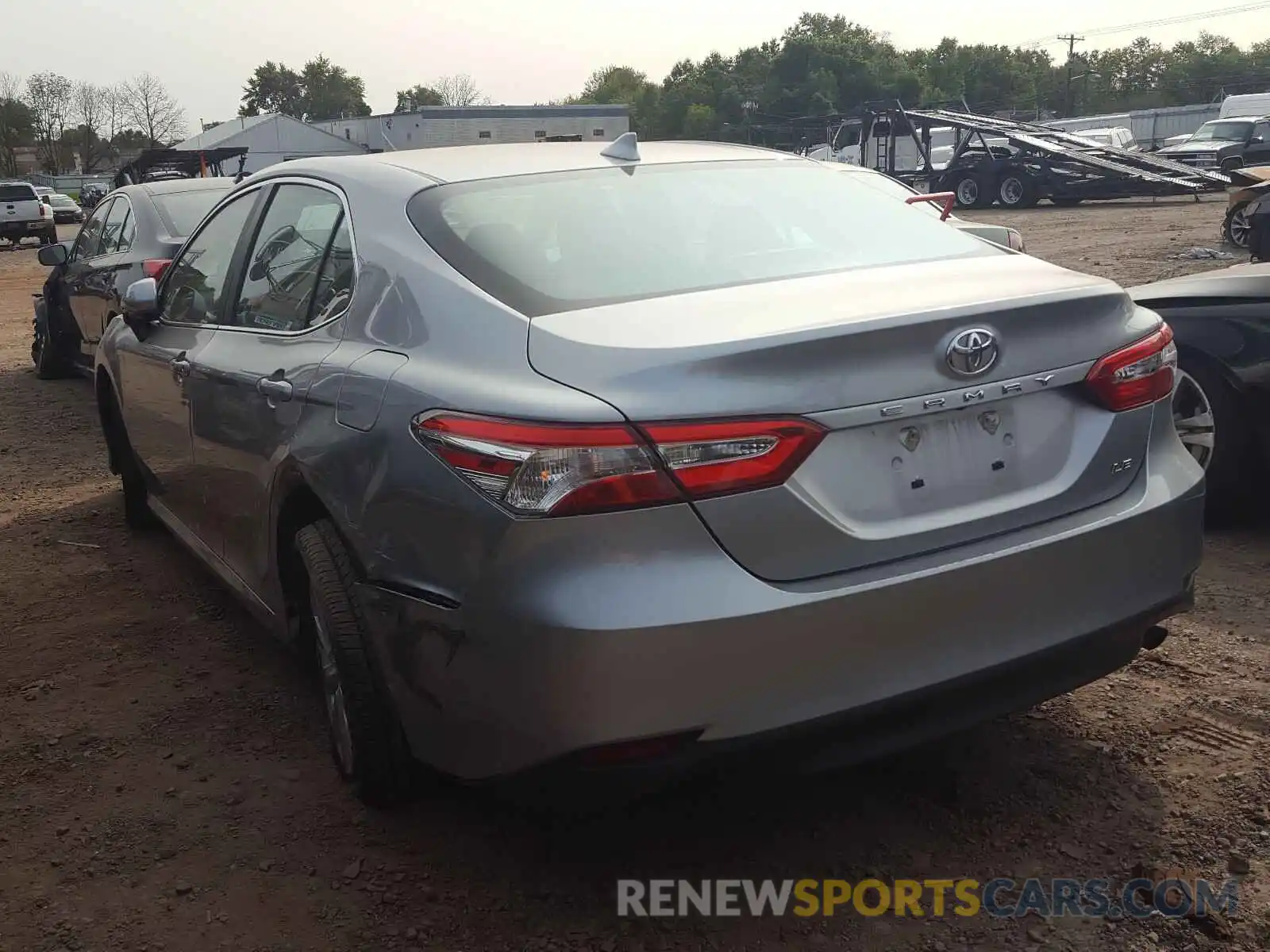 3 Photograph of a damaged car 4T1B11HK5KU268311 TOYOTA CAMRY 2019