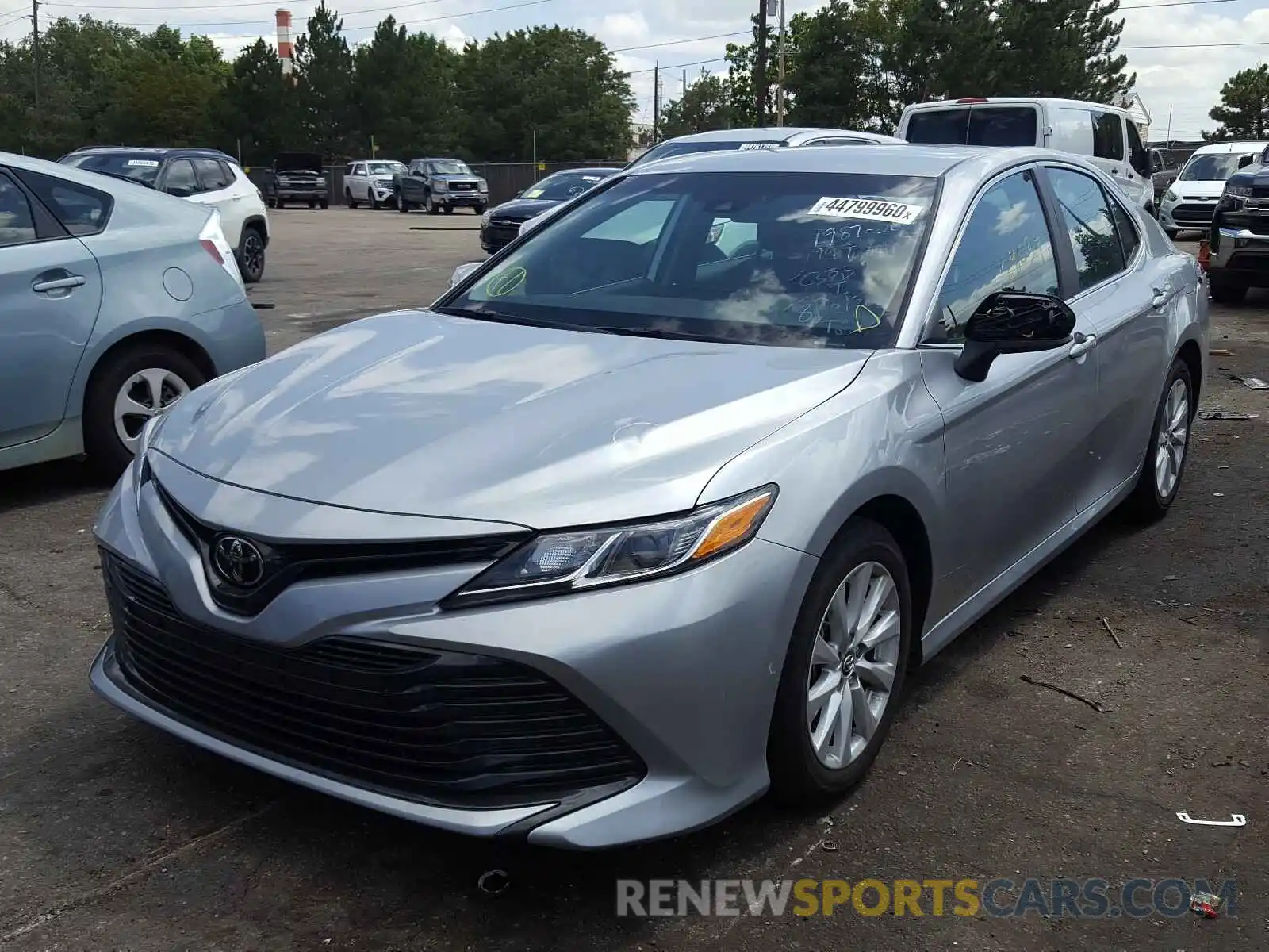 2 Photograph of a damaged car 4T1B11HK5KU268437 TOYOTA CAMRY 2019