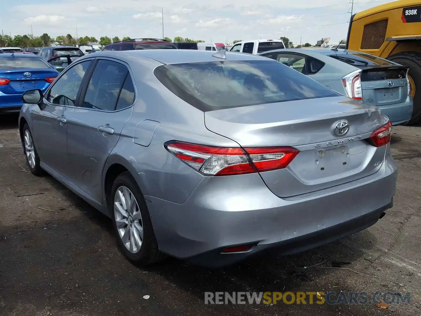 3 Photograph of a damaged car 4T1B11HK5KU268437 TOYOTA CAMRY 2019