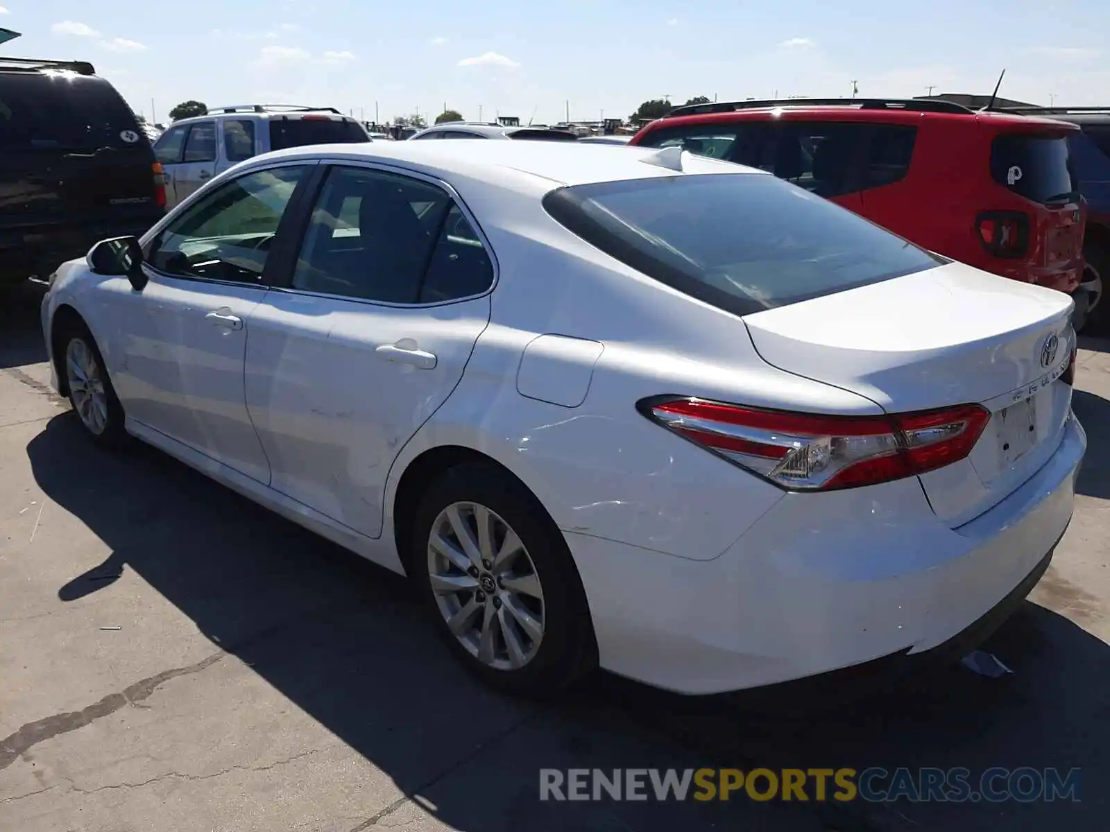 3 Photograph of a damaged car 4T1B11HK5KU269555 TOYOTA CAMRY 2019