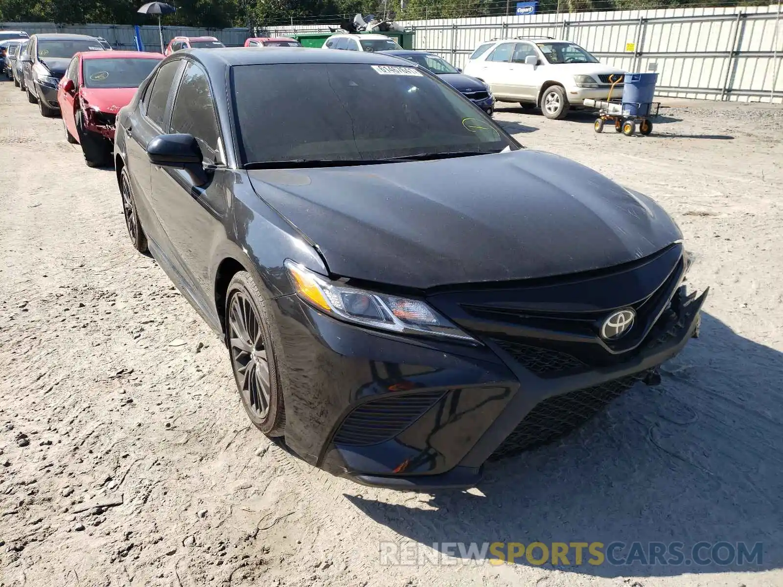 1 Photograph of a damaged car 4T1B11HK5KU270981 TOYOTA CAMRY 2019