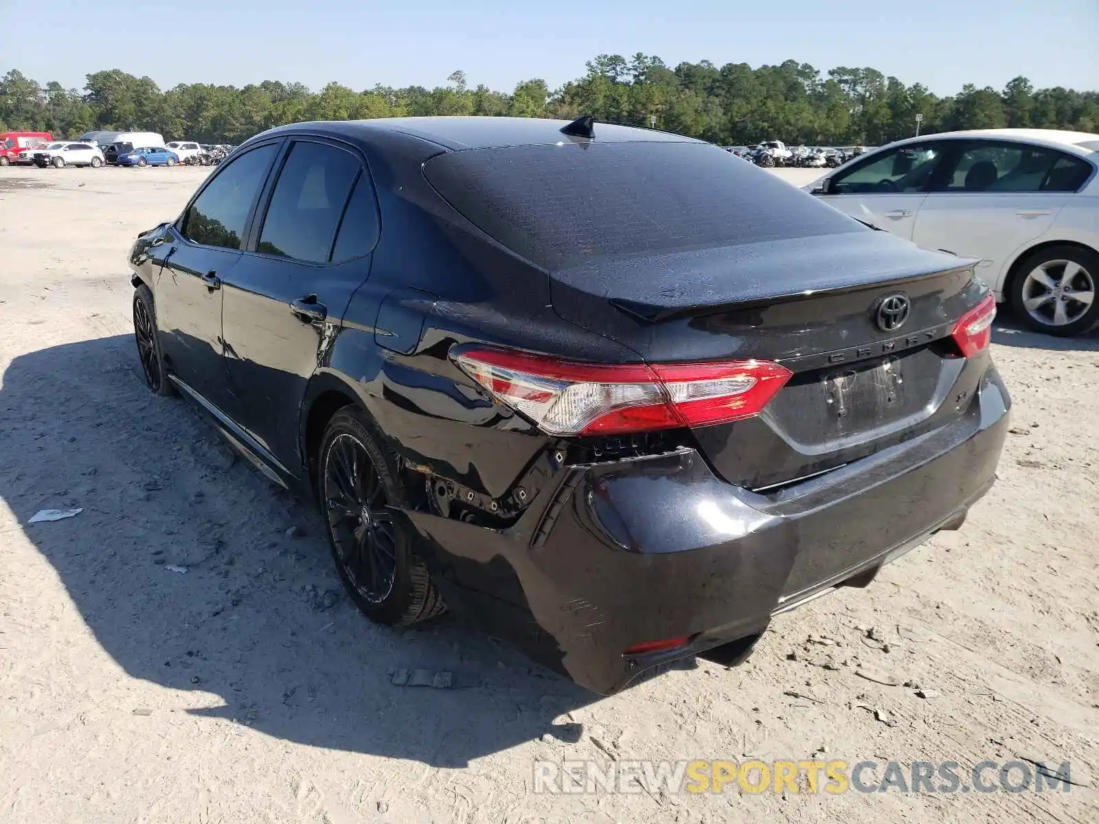 3 Photograph of a damaged car 4T1B11HK5KU270981 TOYOTA CAMRY 2019