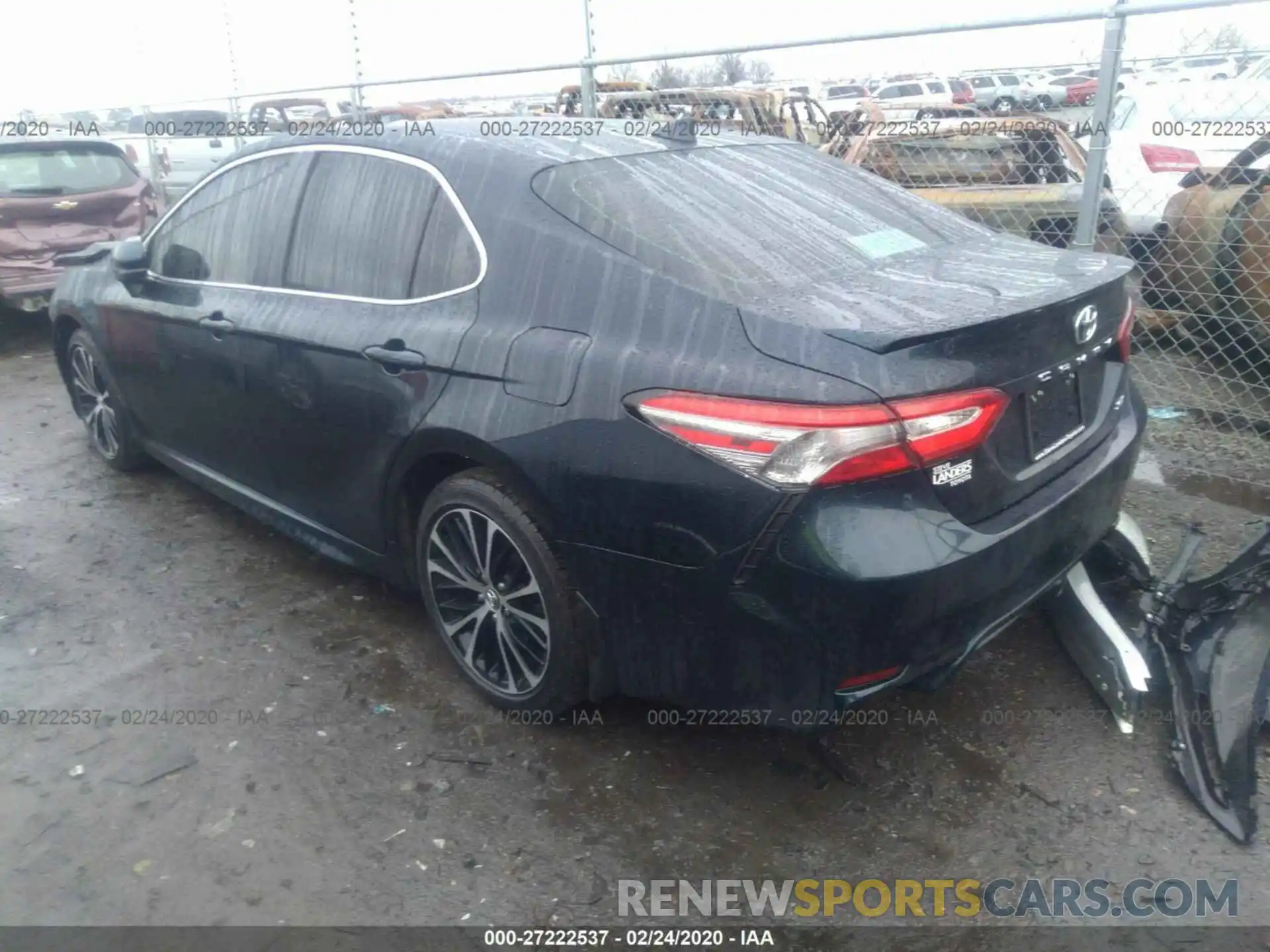 3 Photograph of a damaged car 4T1B11HK5KU272682 TOYOTA CAMRY 2019