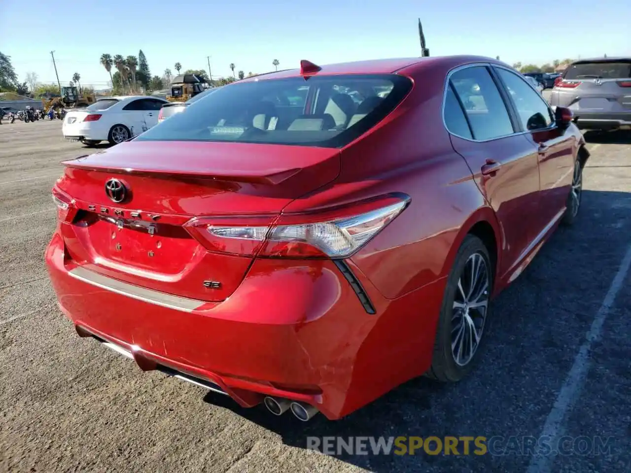 4 Photograph of a damaged car 4T1B11HK5KU277560 TOYOTA CAMRY 2019