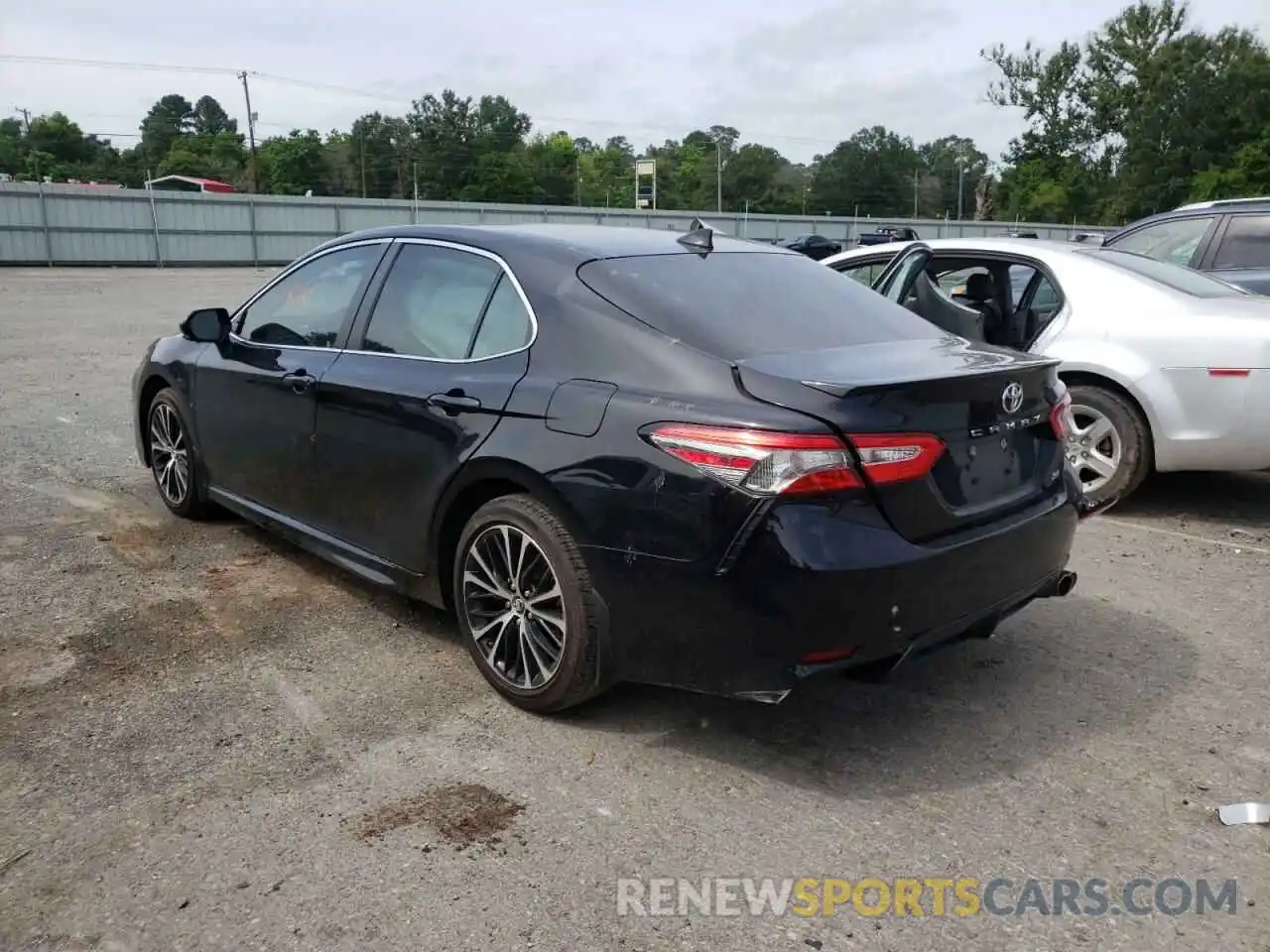 3 Photograph of a damaged car 4T1B11HK5KU278952 TOYOTA CAMRY 2019