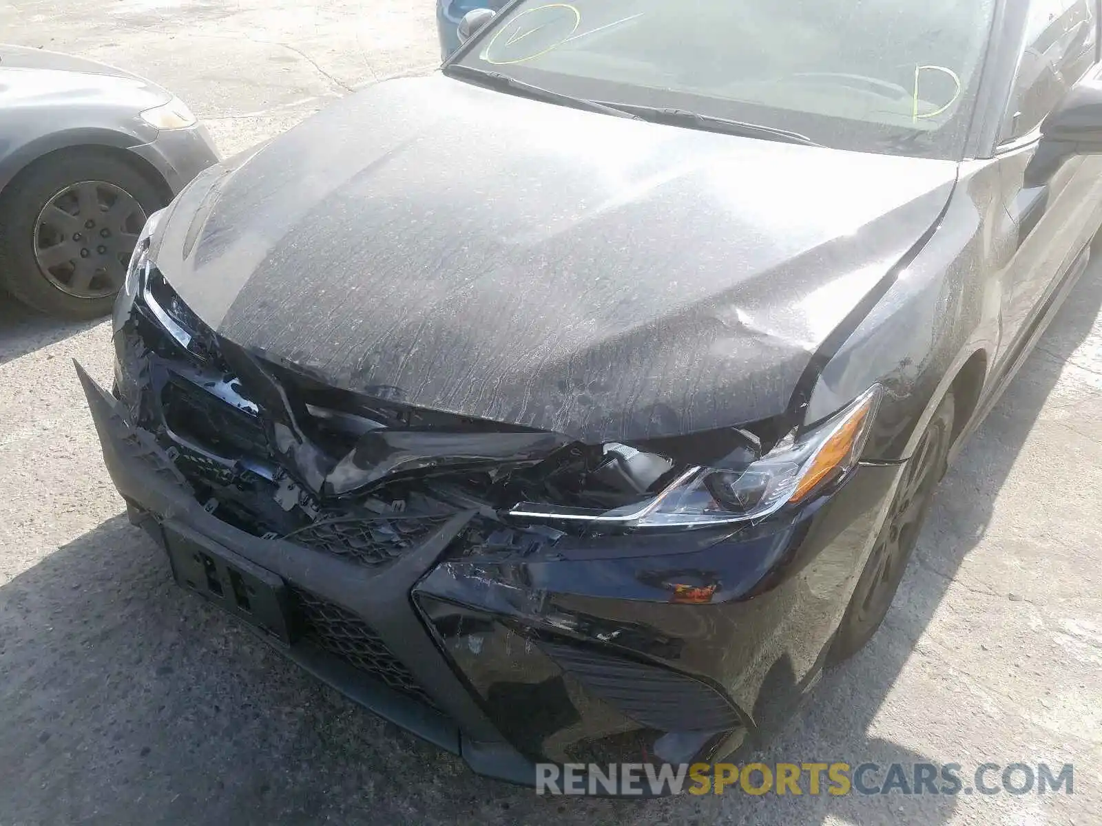 9 Photograph of a damaged car 4T1B11HK5KU279003 TOYOTA CAMRY 2019