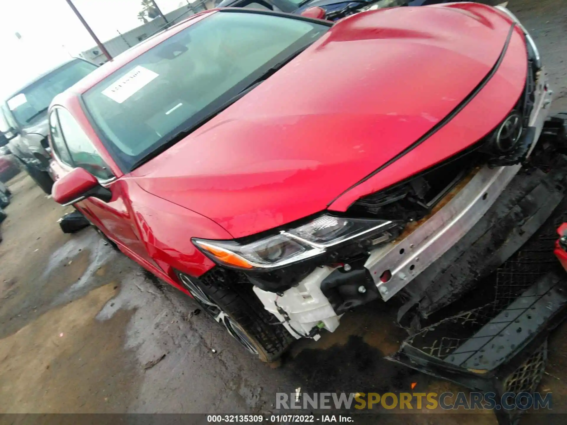 1 Photograph of a damaged car 4T1B11HK5KU281513 TOYOTA CAMRY 2019