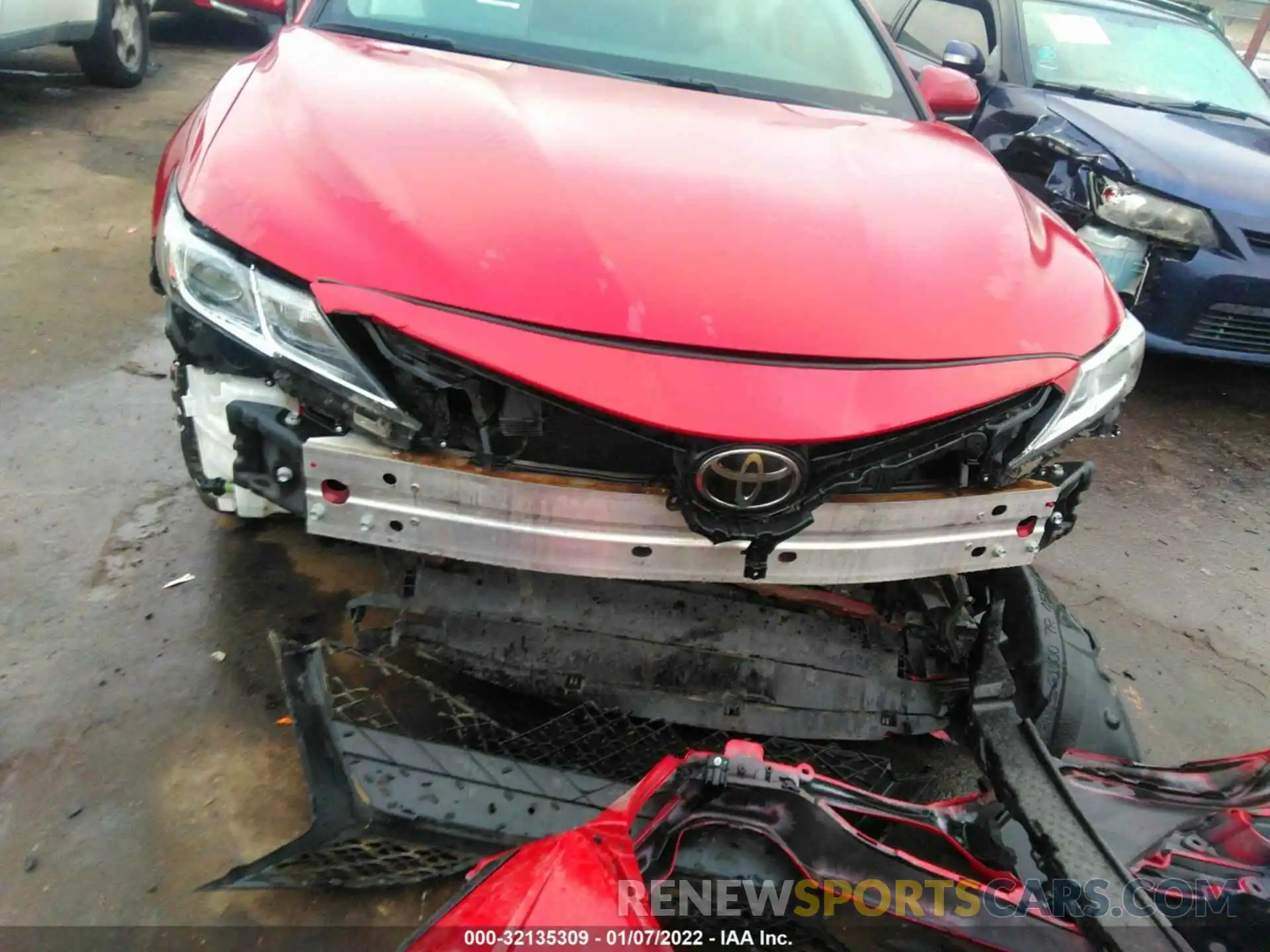 6 Photograph of a damaged car 4T1B11HK5KU281513 TOYOTA CAMRY 2019