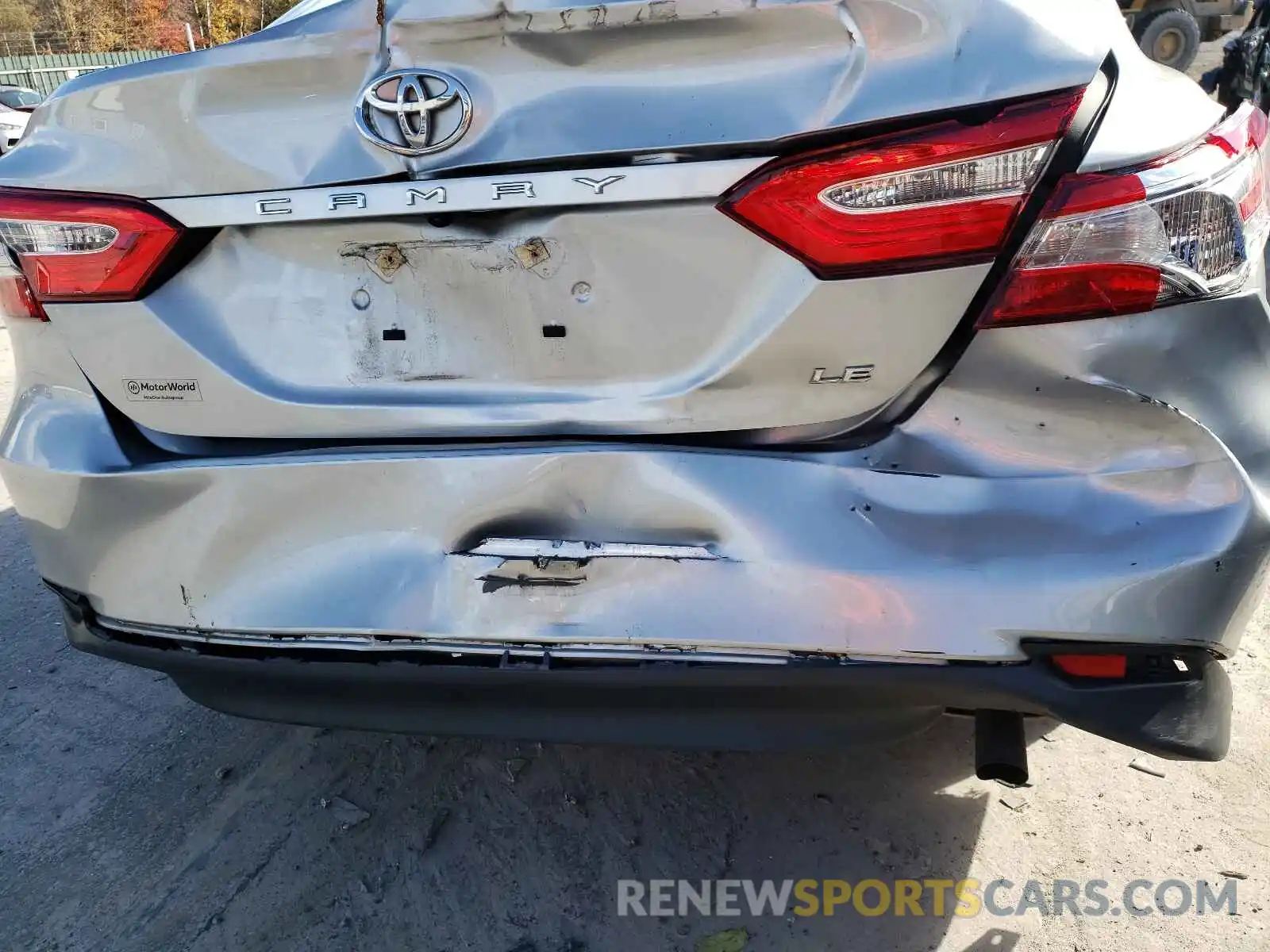 9 Photograph of a damaged car 4T1B11HK5KU283620 TOYOTA CAMRY 2019