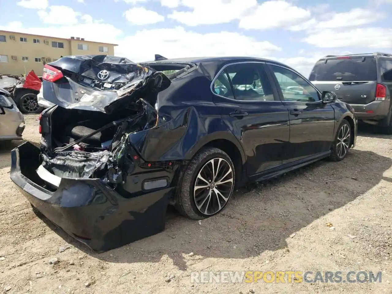 4 Photograph of a damaged car 4T1B11HK5KU284279 TOYOTA CAMRY 2019