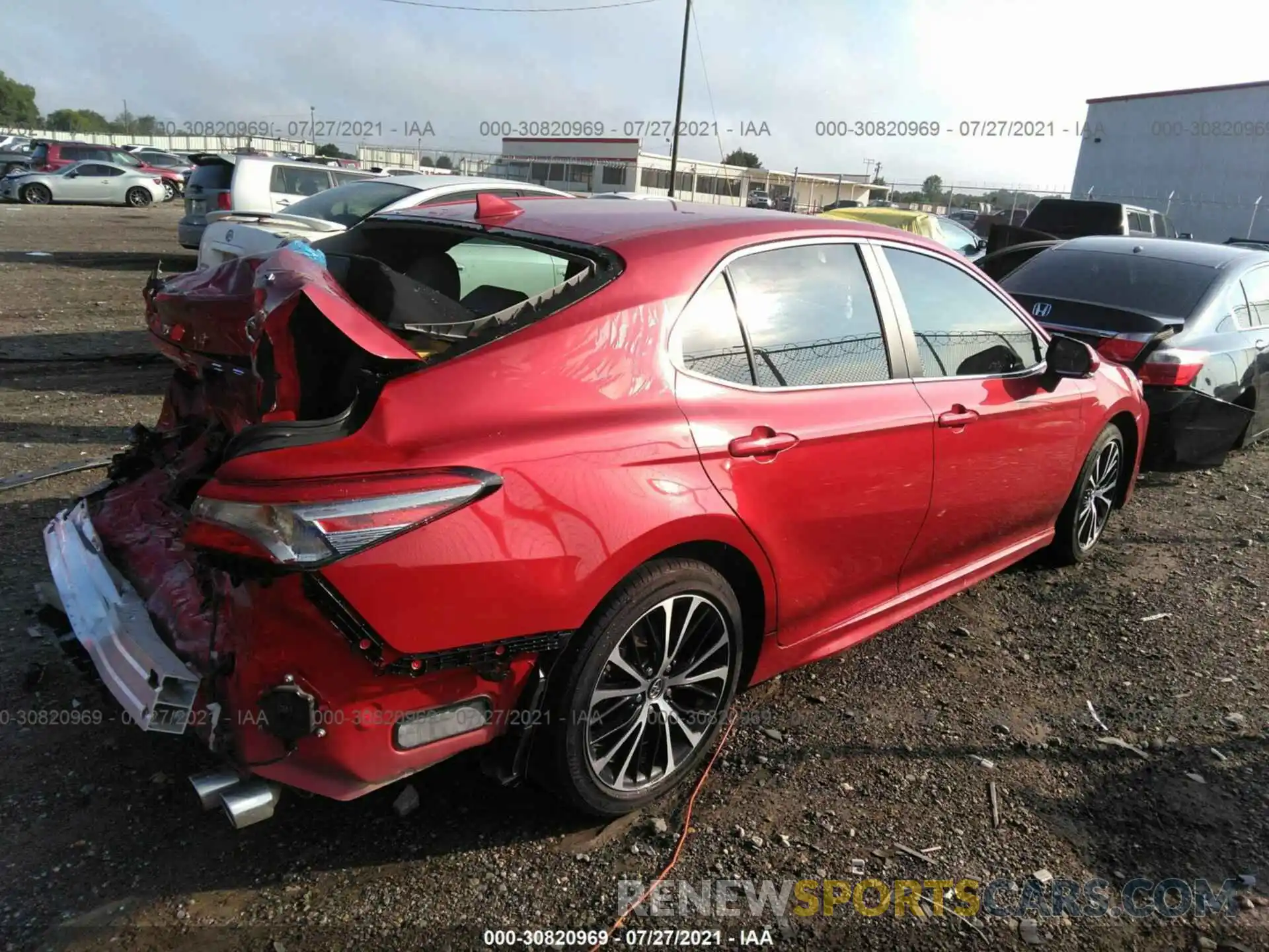 4 Фотография поврежденного автомобиля 4T1B11HK5KU286078 TOYOTA CAMRY 2019