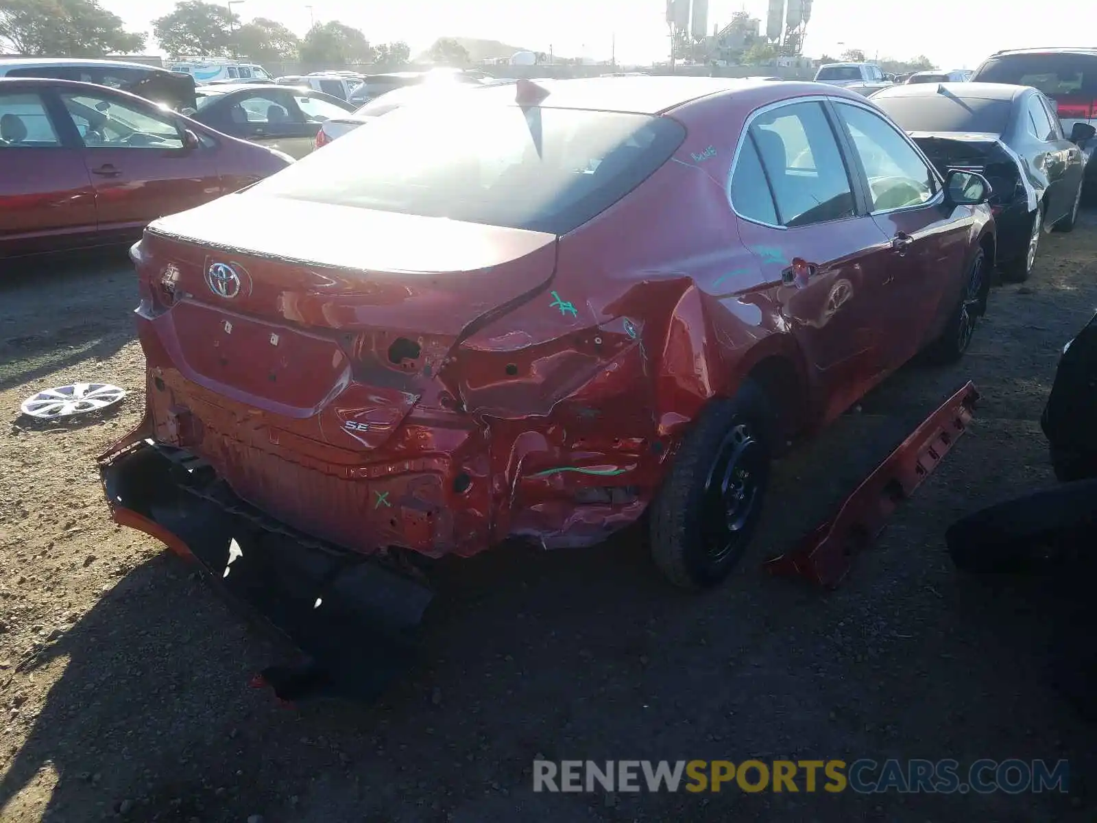 4 Photograph of a damaged car 4T1B11HK5KU287084 TOYOTA CAMRY 2019