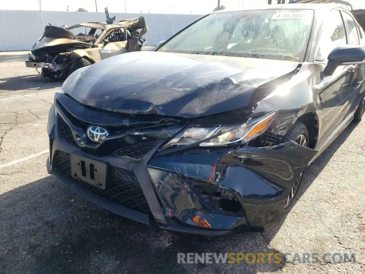 9 Photograph of a damaged car 4T1B11HK5KU287215 TOYOTA CAMRY 2019