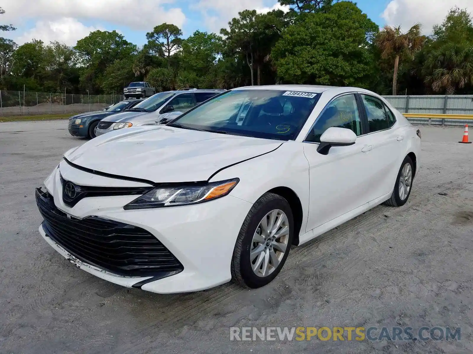 2 Photograph of a damaged car 4T1B11HK5KU289532 TOYOTA CAMRY 2019