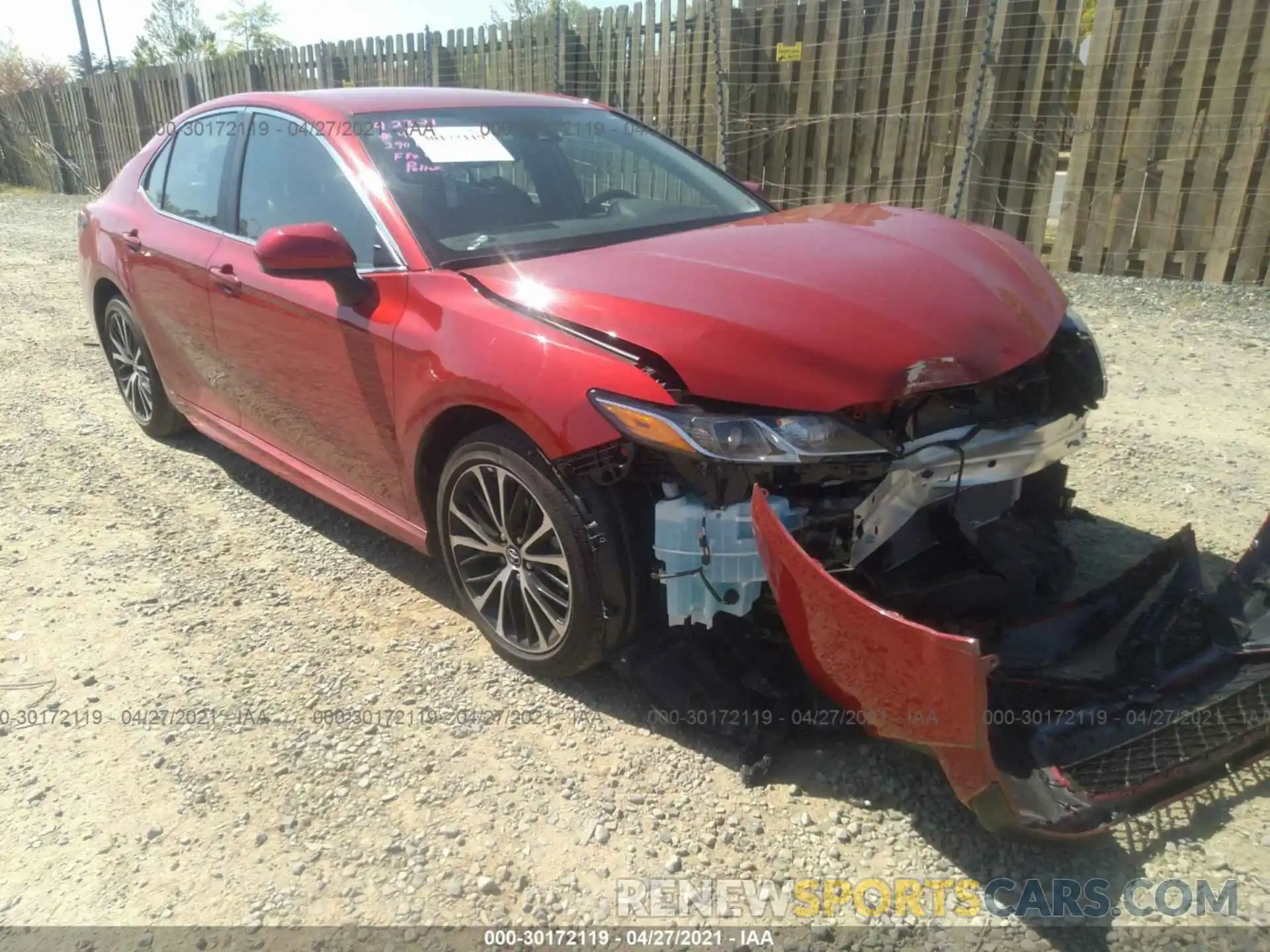 1 Photograph of a damaged car 4T1B11HK5KU290647 TOYOTA CAMRY 2019