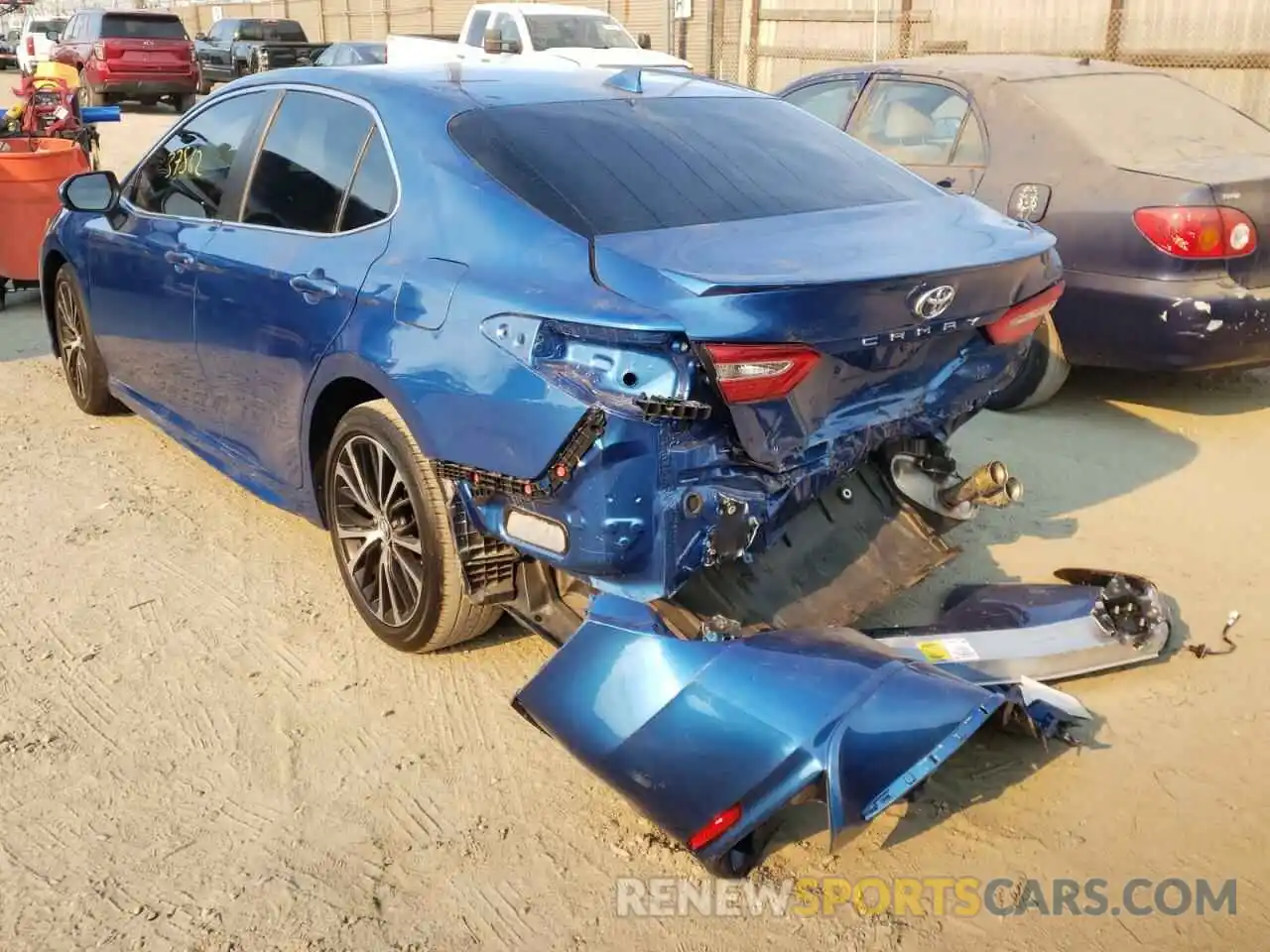 3 Photograph of a damaged car 4T1B11HK5KU291393 TOYOTA CAMRY 2019