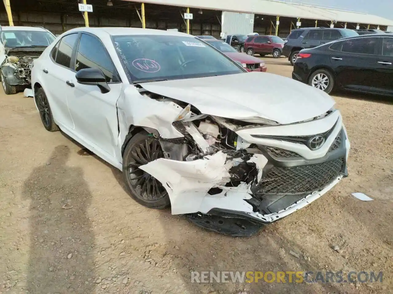 1 Photograph of a damaged car 4T1B11HK5KU292589 TOYOTA CAMRY 2019