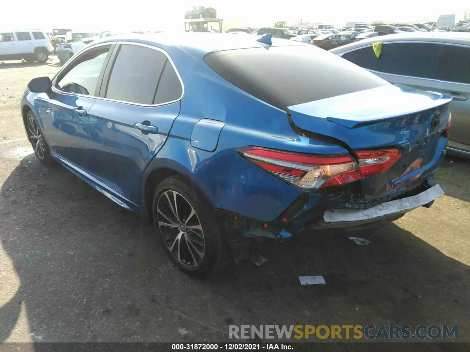 3 Photograph of a damaged car 4T1B11HK5KU294214 TOYOTA CAMRY 2019