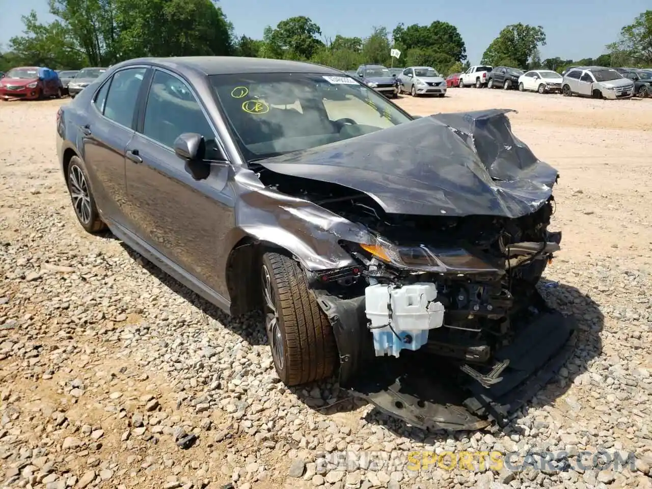 1 Photograph of a damaged car 4T1B11HK5KU295136 TOYOTA CAMRY 2019