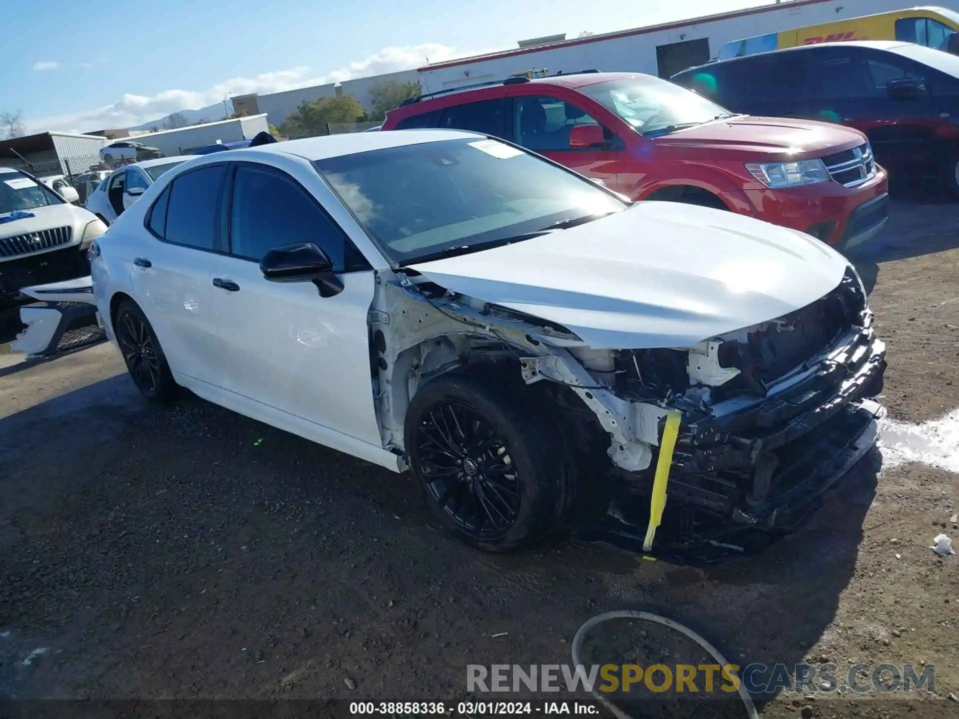 1 Photograph of a damaged car 4T1B11HK5KU296500 TOYOTA CAMRY 2019