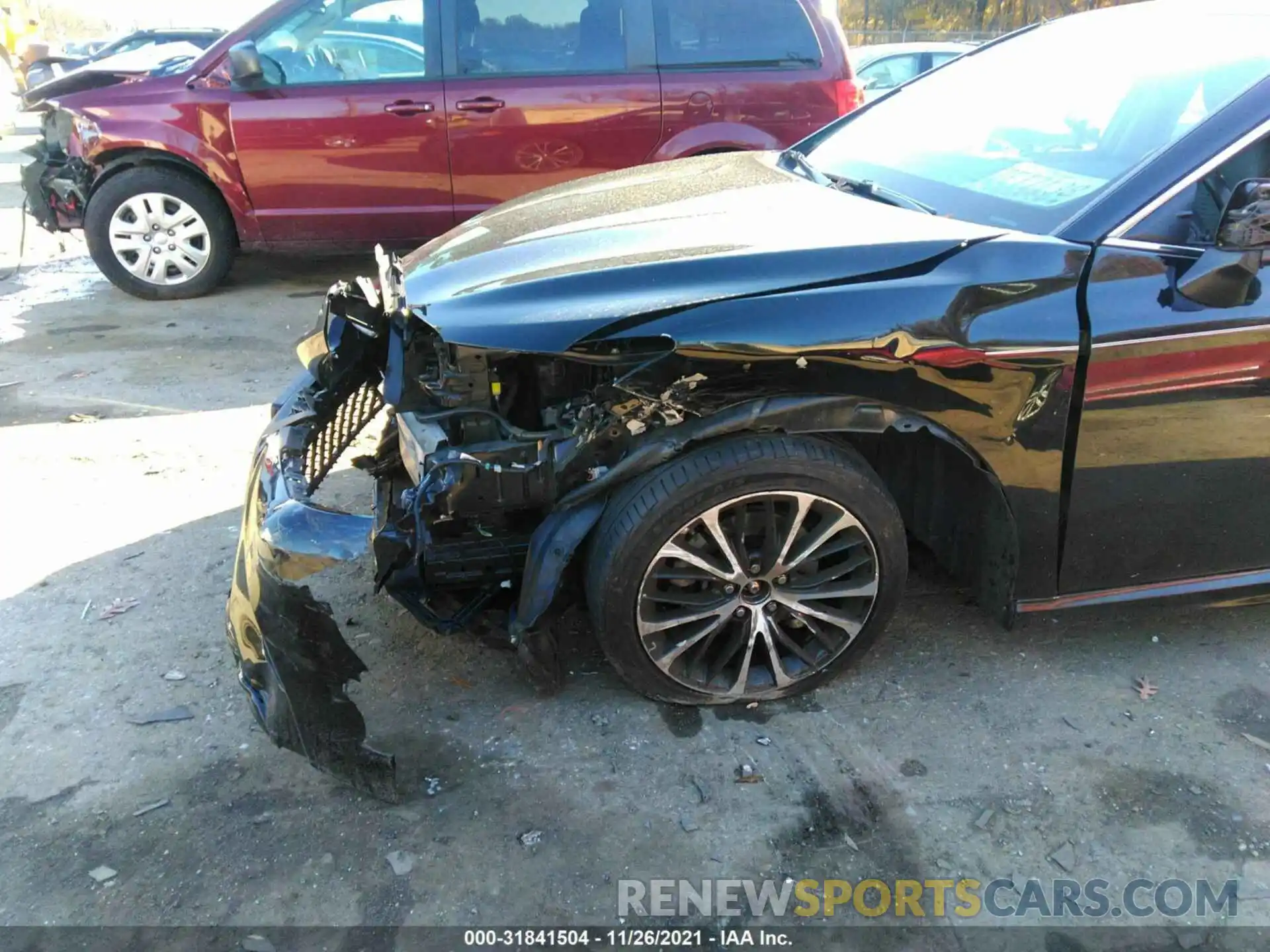 6 Photograph of a damaged car 4T1B11HK5KU297632 TOYOTA CAMRY 2019